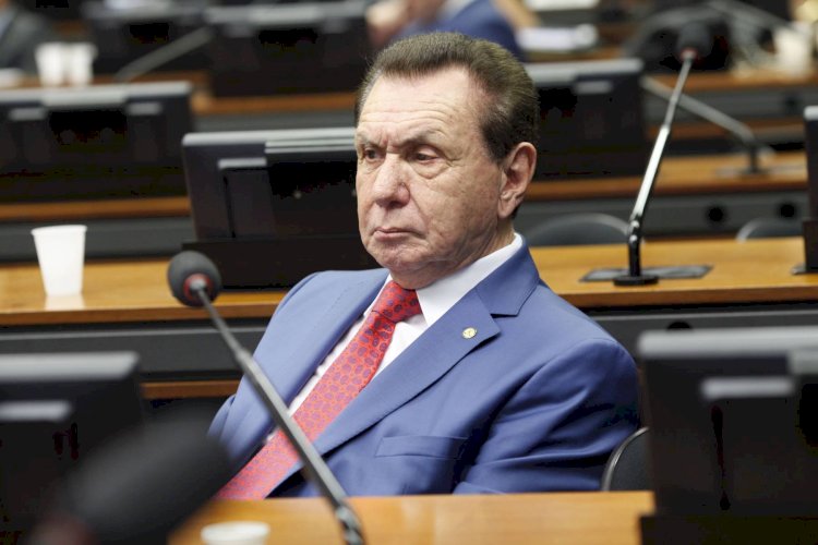 MP pede cassação do mandato de deputado Carlos Bezerra por